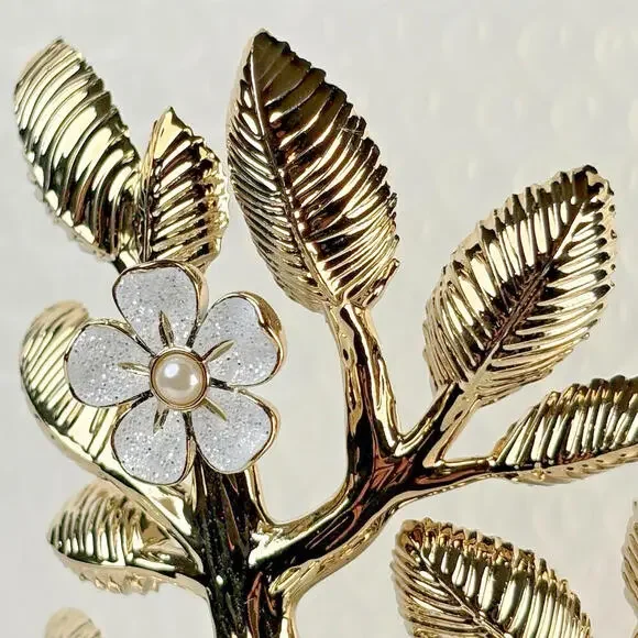 Bath & Body Works Gold Branch White Glitter Flowers Marble Foaming Soap Holder - Picture 3 of 6